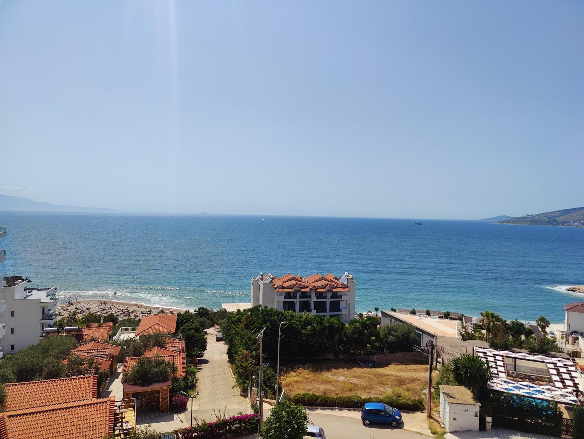 B&G Holiday Sarandë Exterior foto